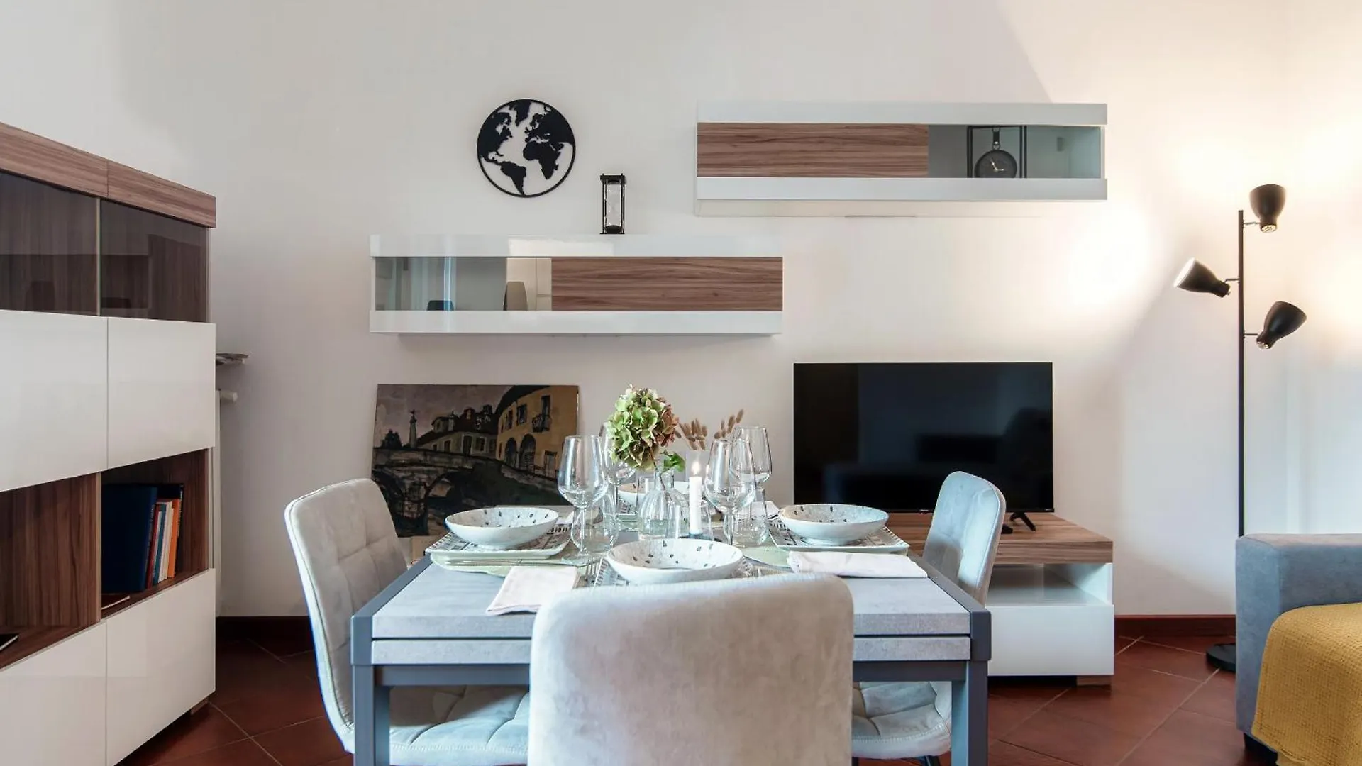 Apartment Zamenhof 9 - By Myhomeincomo