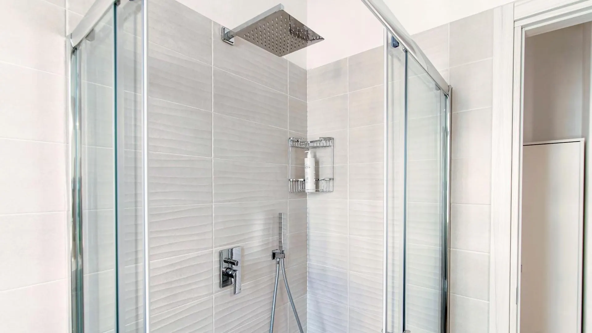 Zamenhof 9 - By Myhomeincomo Apartment Como